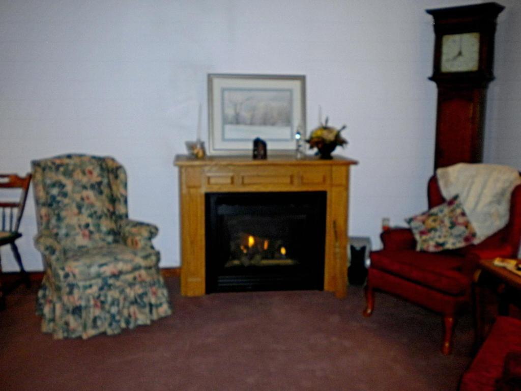 Bears Lair Inn Стоу Екстериор снимка